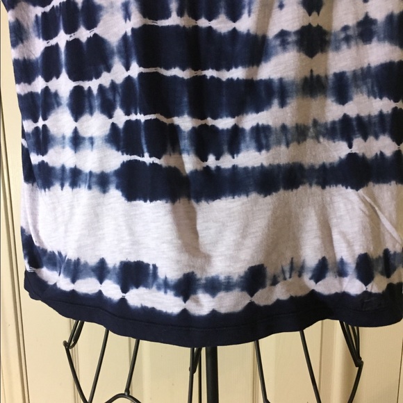 Style & CO Sport Blue and White double Top - Picture 8 of 8